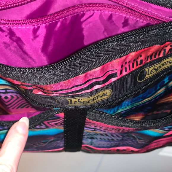 Lesportsac multicolor patterned shoulder or cross body bag - Picture 6 of 9